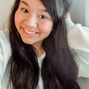 Meet your Posher, Alyssa